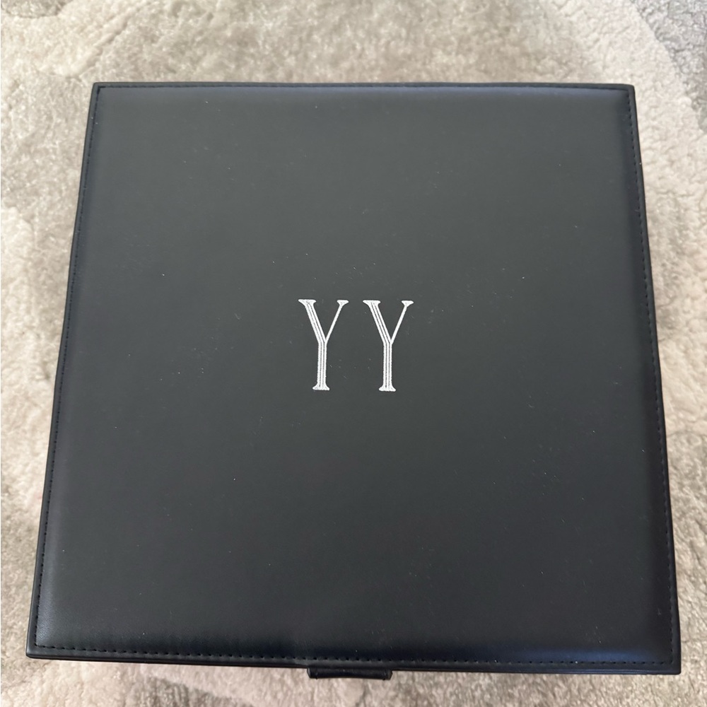 Leather jewelry Box with velvet inside